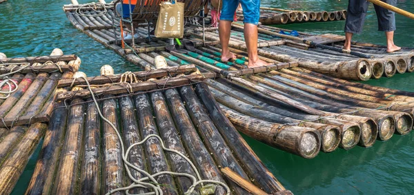 Yangshuo Çin Ağustos 2019 Manzaralı Güzel Yulong Nehri Nde Rehberlik — Stok fotoğraf