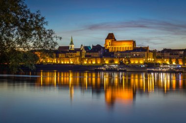 Torun, Polonya Old Town akşam Panoraması