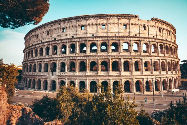 Starobylé Koloseum Římě Při Západu Slunce — Stock fotografie