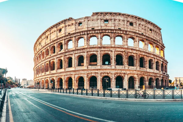 Het Antieke Colosseum Rome Bij Zonsondergang — Stockfoto