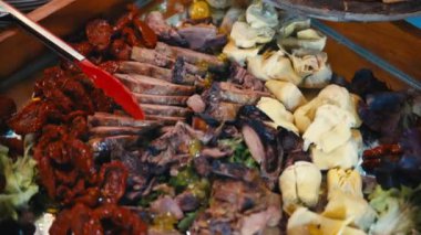 güzel et ve sebze büfesi hizmetinizdedir