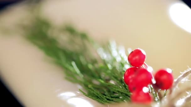 The napkins are decorated with fir and berries — Stock Video