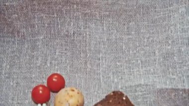 Güzel bir arka plan üzerinde Paskalya yumurtaları