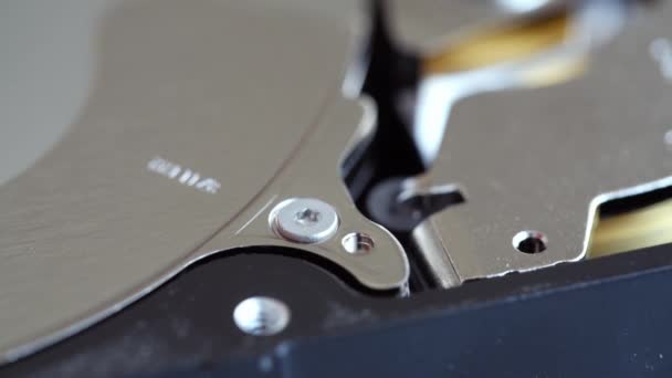 Repair the hard drive. twist the screw Hard Disk Drive Close Up — Stock Video