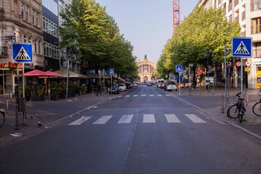 Almanya Frankfurt ben ana, 14 Nisan 2017