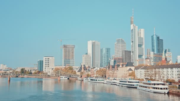 Deutschland Frankfurt am Main, 14 APR 2017 — Stockvideo