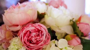 İç bir düğün salonu dekorasyon misafirler için hazır