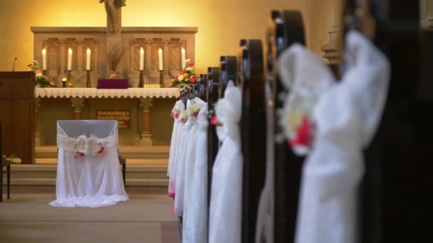 Kościół ewangelicki w dekoracje ślubne — Wideo stockowe