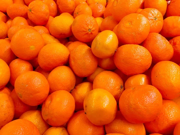 Verse Mandarijnen Een Marktkraam Verse Mandarijn Sinaasappelen Fruit Mandarijnen Als — Stockfoto