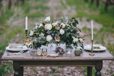 Çiçekler, tarihi, hafta sonu ile şık ve romantik Tablo ayarı