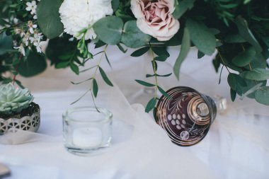 Çiçekler, tarihi, hafta sonu ile şık ve romantik Tablo ayarı