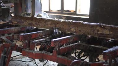 Eski kereste fabrikası, yönetim kurulu için kesim kereste.