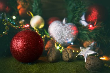 Christmas kırmızı oyuncak, Noel kartı, Noel oyuncaklar ve ceviz, 