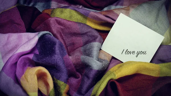 Summer colorful scarf, a note on the paper — Stock Photo, Image