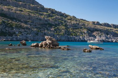 Anthony Quinn Bay, Rhodes Faliraki içinde. Güzel plajda olduğunu