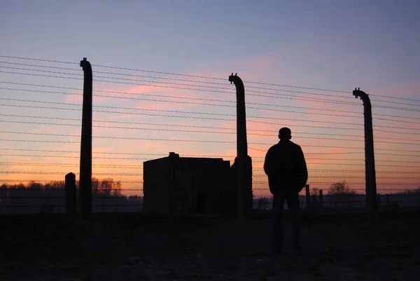 Osvětim Birkenau Polsko Pamětní Muzeum Holocaustu Ostnatým Drátem Prkenem Koncentračním — Stock fotografie