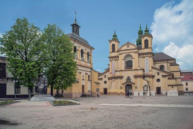Iwano-Frankiwsk, Ukrayna, Meryem Ana Kilisesi, Roma Katolik Cathedra, XVII yüzyılda inşa edilmiş.