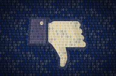 Galati, Romanya - 10 Nisan 2018: Facebook başparmak aşağı güvenlik ve gizlilik sorunları. Veri şifreleme kavramı