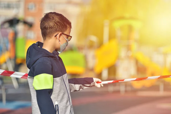 Disappointed Lonely Kid Wearing Mask Protection Corona Virus Spread Closed — Stock Photo, Image