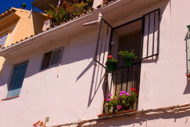 House. İspanyol tarzı.