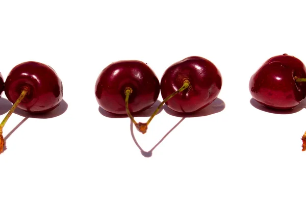 Cherry. Cherries in white bowl. — Stock Photo, Image