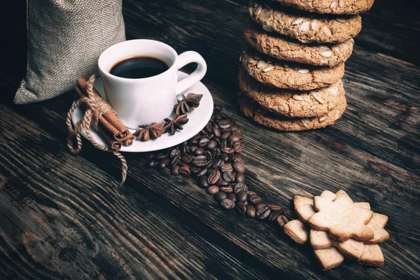 Composición del café con pasteles de cocina — Foto de Stock