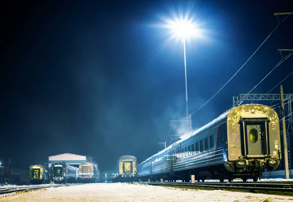 Nacht Russland Omsk Passagierbahnhof — Stockfoto