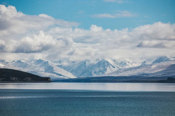 Pittoresk utsikt över Lake Tekapo — Stockfoto