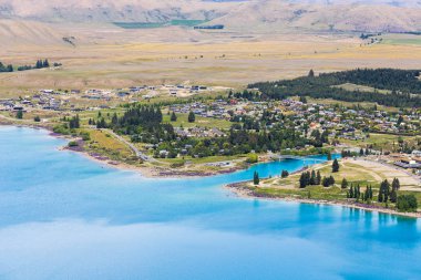 Göl Tekapo yakınlarındaki küçük ilçe