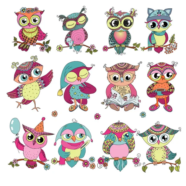 Conjunto de 12 corujas de desenhos animados coloridos bonitos —  Vetores de Stock