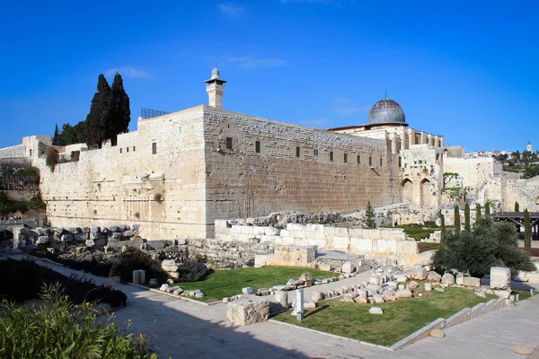 Güney Wall of Temple Mount ve Mescid-i Aksa görüntülemek, Jerusalem, İsrail