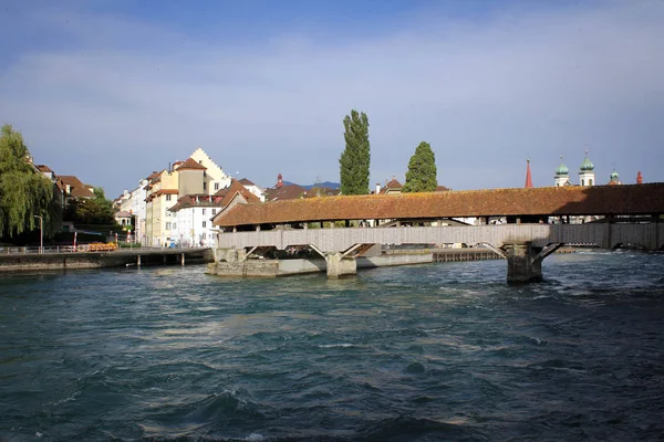 Lucerne eski şehir, İsviçre mimarisi