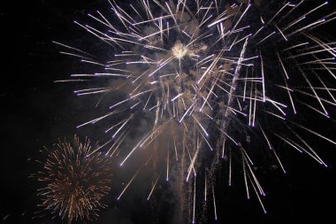  New Year's Eve Fireworks uygulamasında Basel, İsviçre