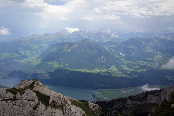 Vista Panorâmica Lago Lucerna Pilatus Mount Por Tempo Nublado Suíça — Fotografia de Stock