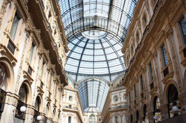 Galleria Vittorio Emanuele II görünümü, Milano, İtalya