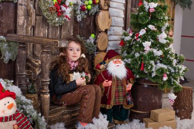 Noel süslemeleri poz güzel kız