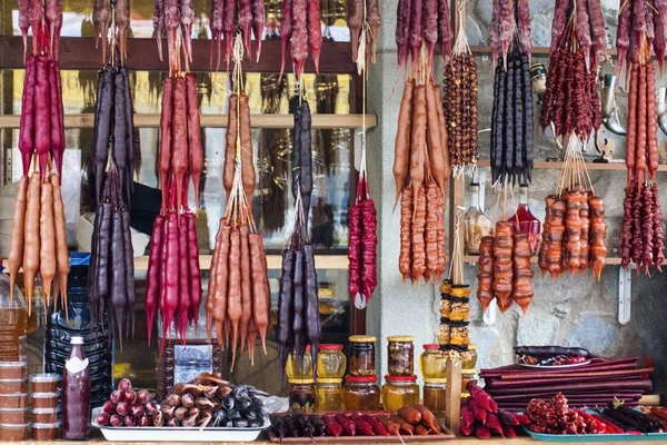 Azjatycka słodycze na bazar antykwariatem. Kolorowe jedzenie gruziński. Zdjęcia Stockowe bez tantiem