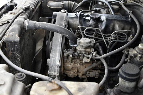 El viejo motor diesel, el motor está apagado . —  Fotos de Stock