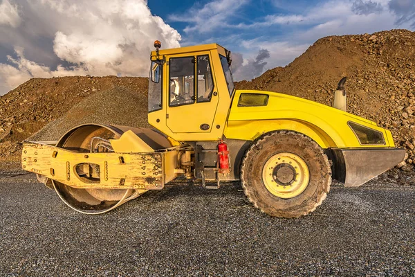 Vägbeläggningsarbeten för ångvältar — Stockfoto