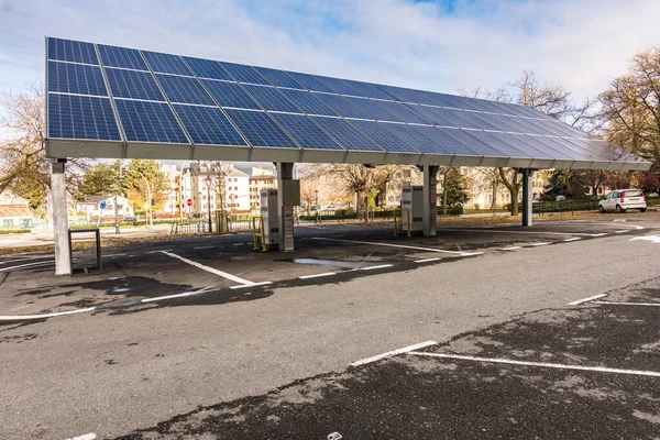 Car charging station for self-sufficient and first photovoltaic panels in Europe. It is also free. Located in La Granja de San Ildefonso (Segovia)