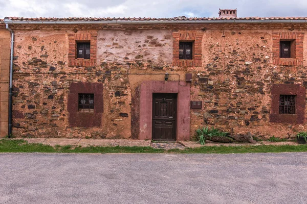 Madriguera Czerwona Wioska Regionu Riaza Prowincji Segovia Hiszpania — Zdjęcie stockowe