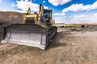 Bir yol inşaatı. Dünya hareketi
