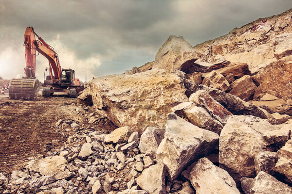 Продление строительства союзной автомагистрали между Мадридом - Сеговией - Вальядолидом в Испании
