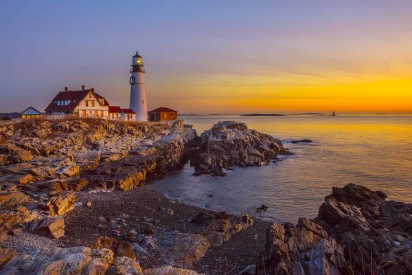 Amanhecer Costa Atlântica Farol Mais Antigo Maine Bela Paisagem Nascer — Fotografia de Stock