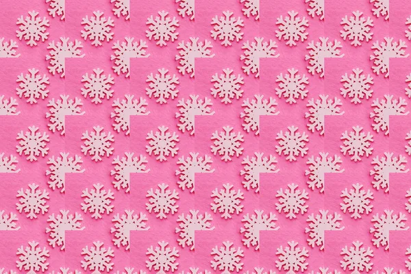 Белые Деревянные Снежинки Розовом Фоне Шаблон Фон Screensaver — стоковое фото