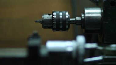 Ekipman eski Torna üzerindeki işlem için yükleme