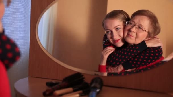 Loving daughter hugging mother with tenderness — Αρχείο Βίντεο