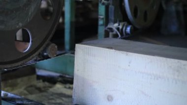 Şerit testere kereste kesme günlüğüne boyut kereste