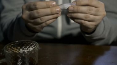 Esrar ortak haddeleme yakın çekim erkek portre