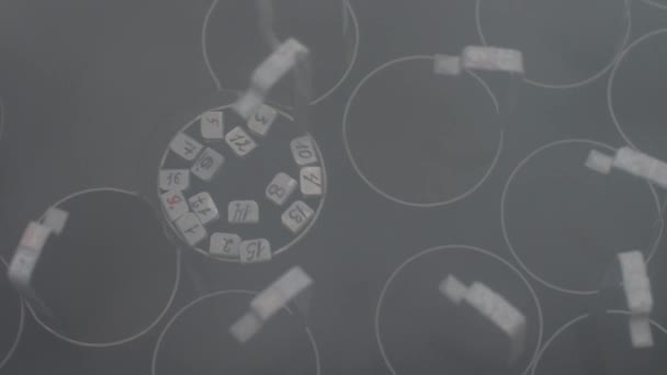 Фахівець з розміщення яйцеклітини в кріобанку для зберігання — стокове відео